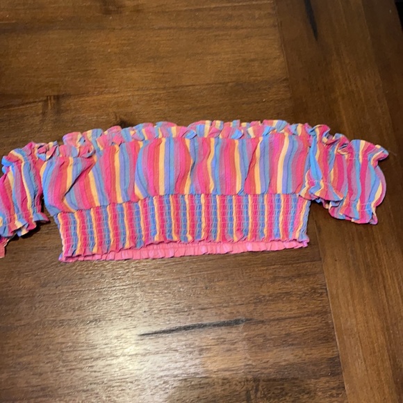 Superdown blue/pink striped off the shoulder top - Picture 7 of 9